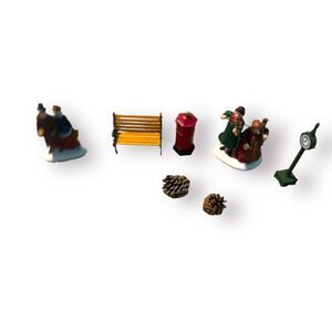 Dept 56 Chelsea Lane Shoppers / Chamber‎ Orchestra